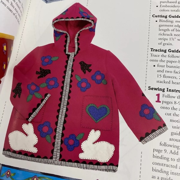 1995 Buttonhole Stitch Applique book - Picture 6 of 7